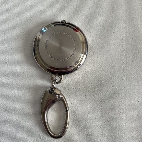 Watch - Picture 2 of 4